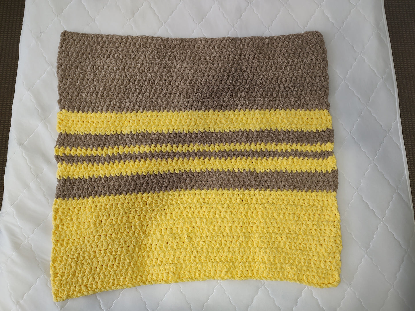 Baby Blanket - Brown/Yellow